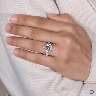 Pavé engagement rings with brilliant diamond accents
