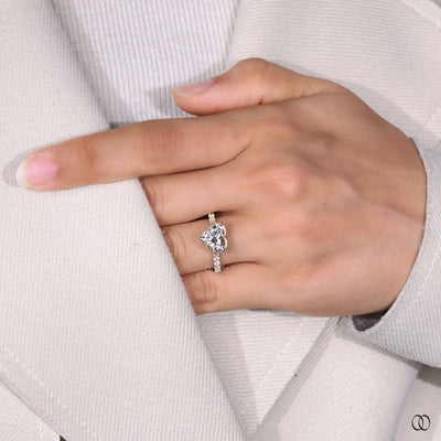 bridge accent ring heart diamond setting
