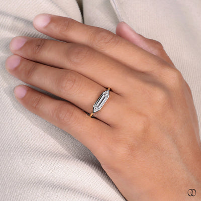 lab grown diamond ring three stone setting
