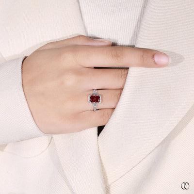 lab grown diamond ring radiant cut design
