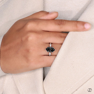 14K White Gold Marquise Outline Dutch Marquise Ring