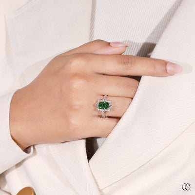 handmade ring vivid green halo diamond ring
