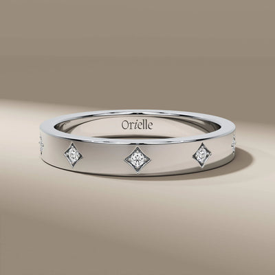 star shaped motif wedding band crafted in yellow gold
