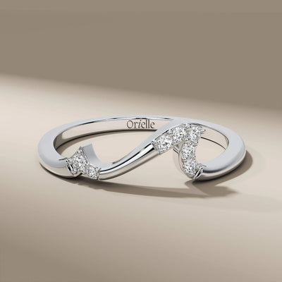 unique wave pattern diamond wedding band
