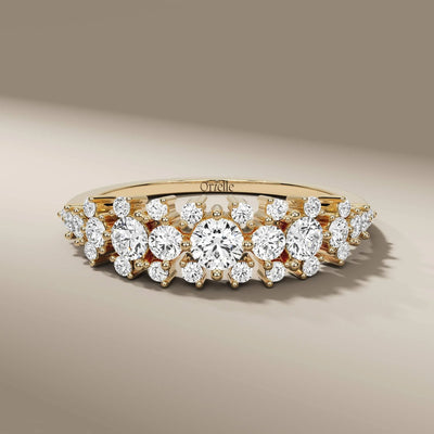 Cluster diamond wedding band in white gold with prong setting
