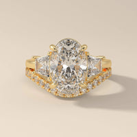 Oval Cut Moissanite Engagement Ring With Round Curved Band