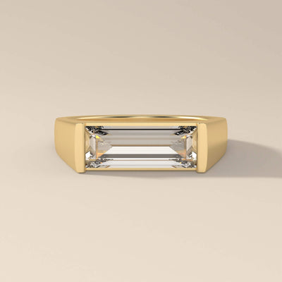 Solitaire engagement ring in polished yellow gold
