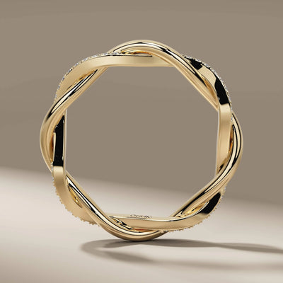 handmade twisted round cut diamond wedding band gold
